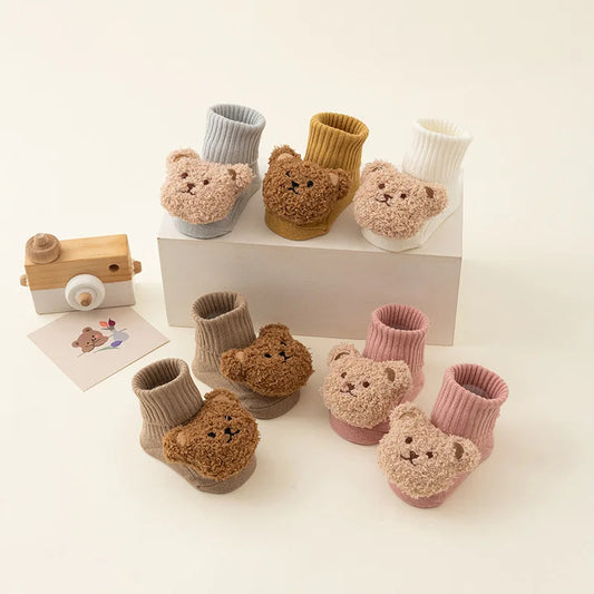 Un bello diseño para mantener cálido los pies de los bebes