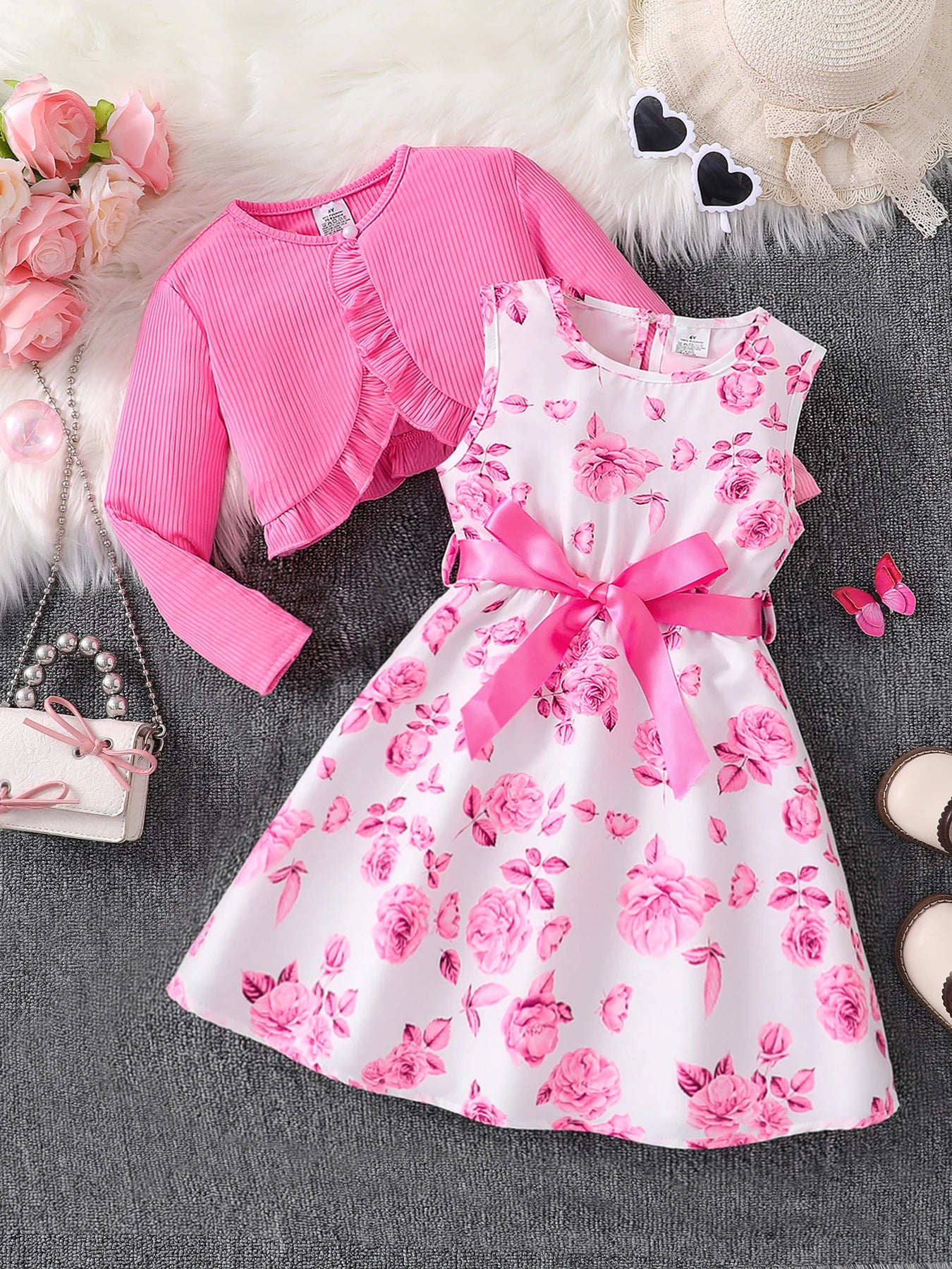 Conjunto muy bello para tu princesa.